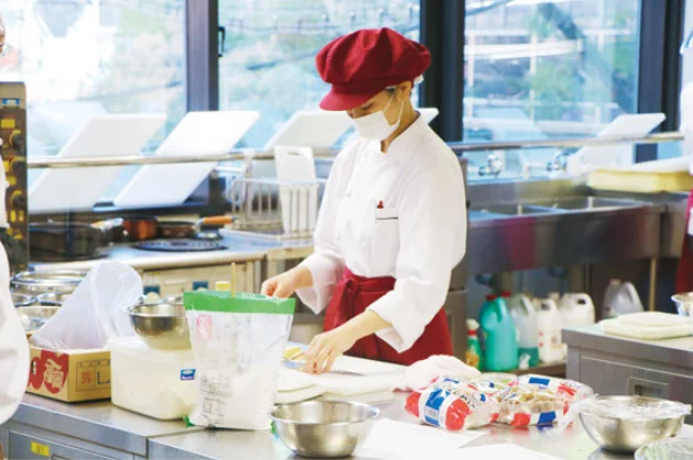 就職に精通したスタッフ